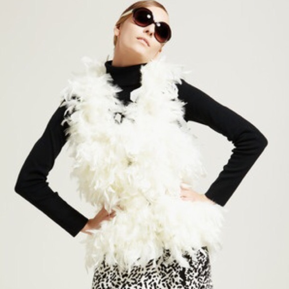Alice + Olivia Mod Look White Feather Vest sz S